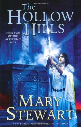 The Hollow Hills (Merlin 2)
